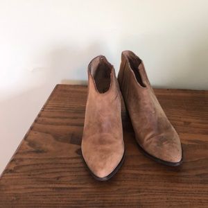 Splendid Brown Leather Booties